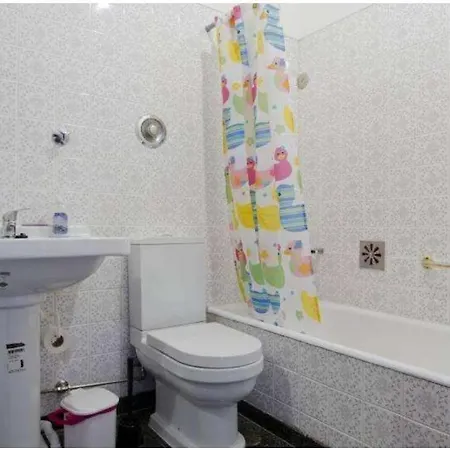 Single Or Double With Balcony Close To Alameda Metro! ליסבון