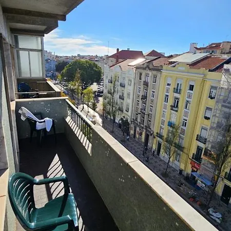 Single Or Double With Balcony Close To Alameda Metro!