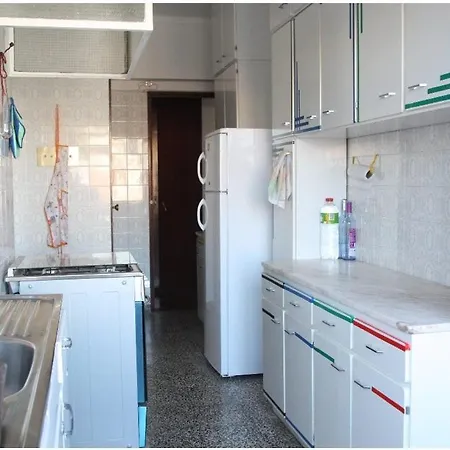 Single Or Double With Balcony Close To Alameda Metro! * Lizbona