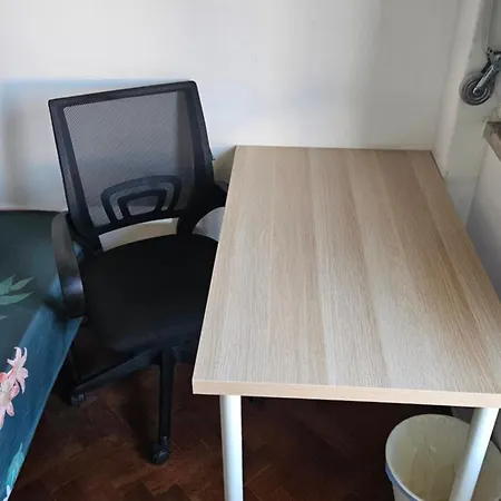 Single Or Double With Balcony Close To Alameda Metro! Lizbona
