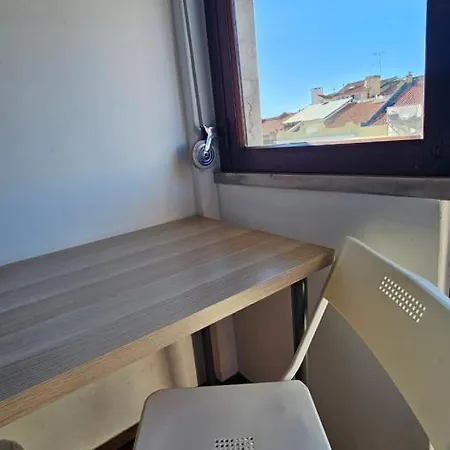 Single Or Double With Balcony Close To Alameda Metro! Homestay szállás Lisboa